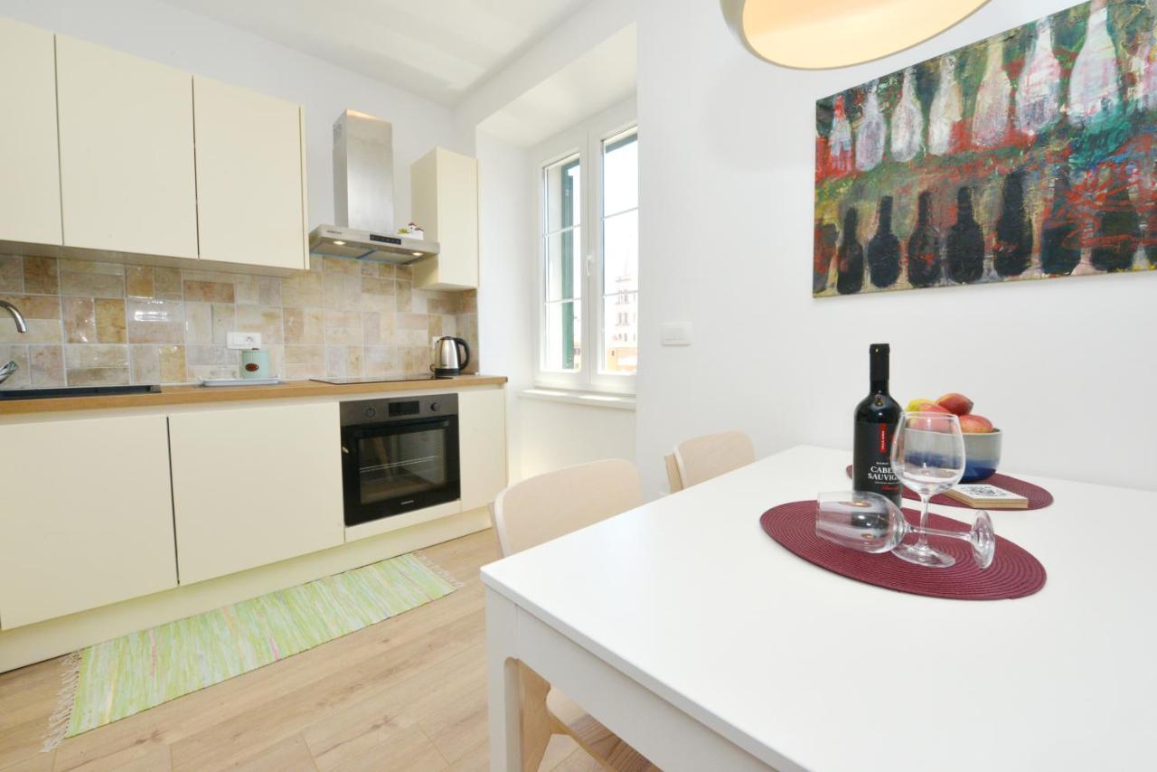 זאדאר Apartman Junona - Poluotok Na Dlanu מראה חיצוני תמונה