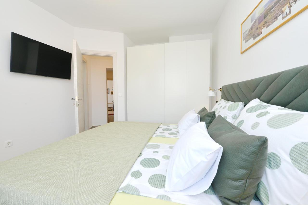 זאדאר Apartman Junona - Poluotok Na Dlanu מראה חיצוני תמונה